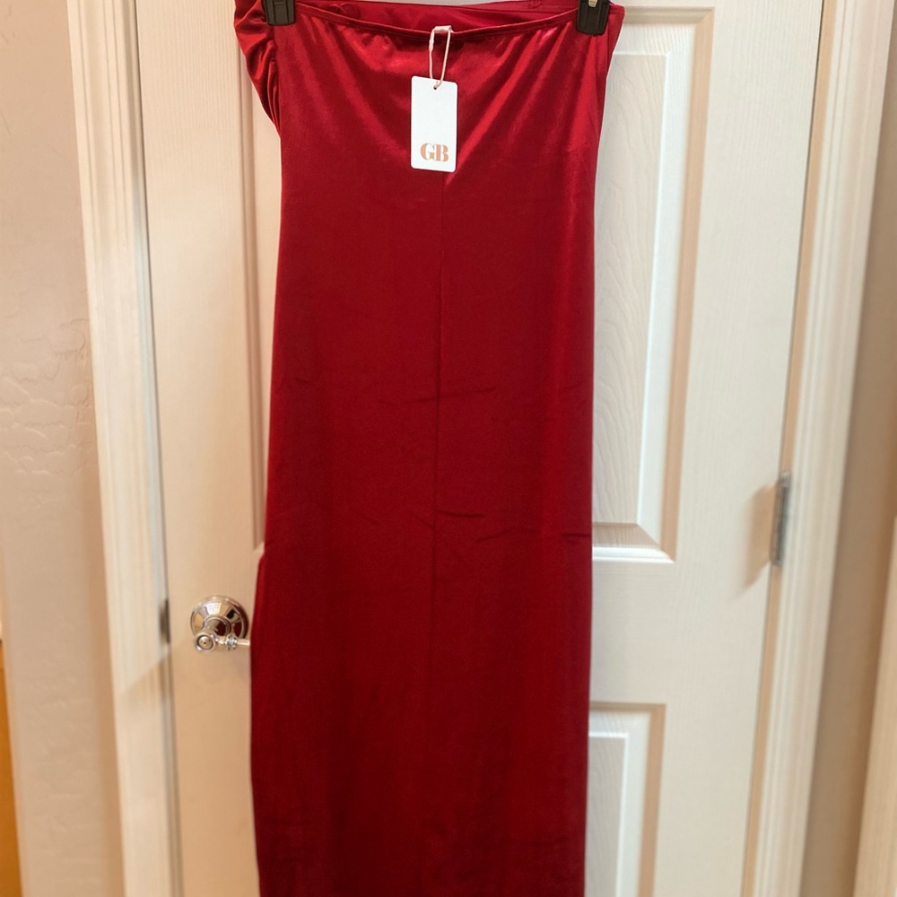 GB Mid Length Elegant Red Velvet Formal Strapless Dress Wedding Guest - Picture 2 of 2